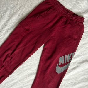 boys size medium cargo nike sweatpants